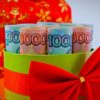Как правильно дарить деньги, чтобы они к тебе вернулись? Законы денежной магии