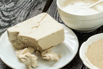 Этот «Дрожжeвой комплекс молодости» — омолодит на 9–10 лет!