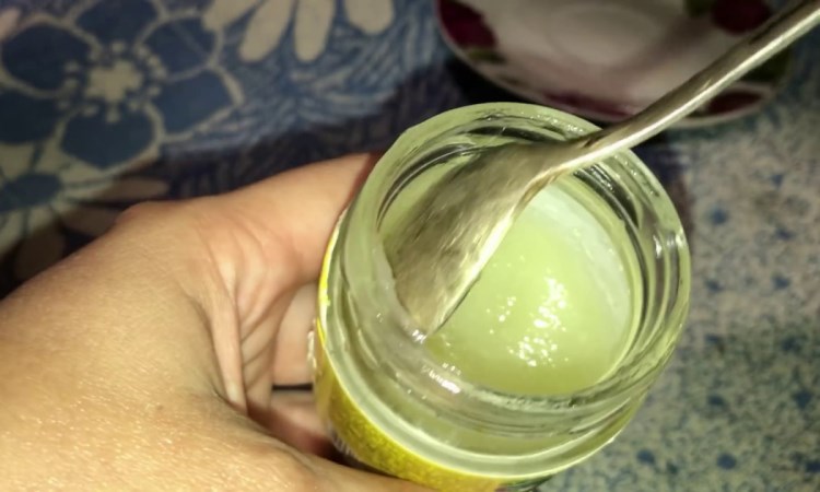 Косметологи в шоке! Волшебная мазь разглаживает морщины за 1 ночь