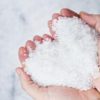 3 причины почему надо мыть пол с солью