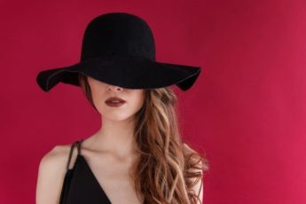 Как правильно одеваться при мужчине