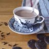 Дочь сказала, что в моём возрасте полезно пить какао и дала рецепт, который усилит пользу во много раз