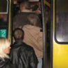 Огромная женщина залезает в салон автобуса. То, что сказал один с пассажиров через 2 остановки, рассмешило всех!