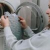 Как мгновенно высушить одежду с помощью стиралки