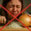 Как нарезать лук без слёз: проверенные и эффективные методы