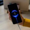 Как заряжать смартфон, чтобы не убить аккумулятор за год